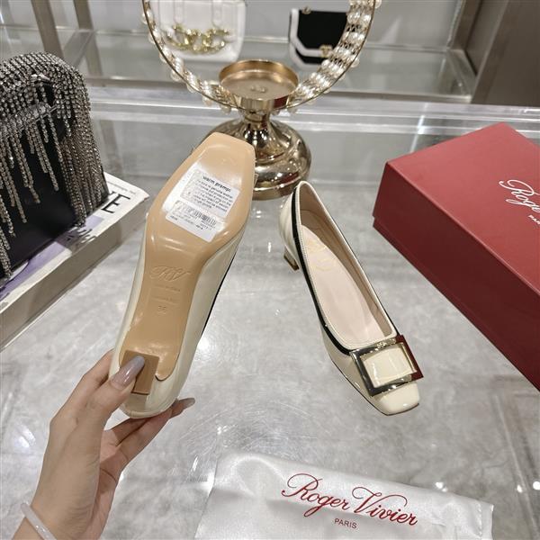 20251127173959937 270